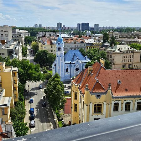 Panorama View Design Apt In Old Town - Free Parking 브라티슬라바 외부 사진