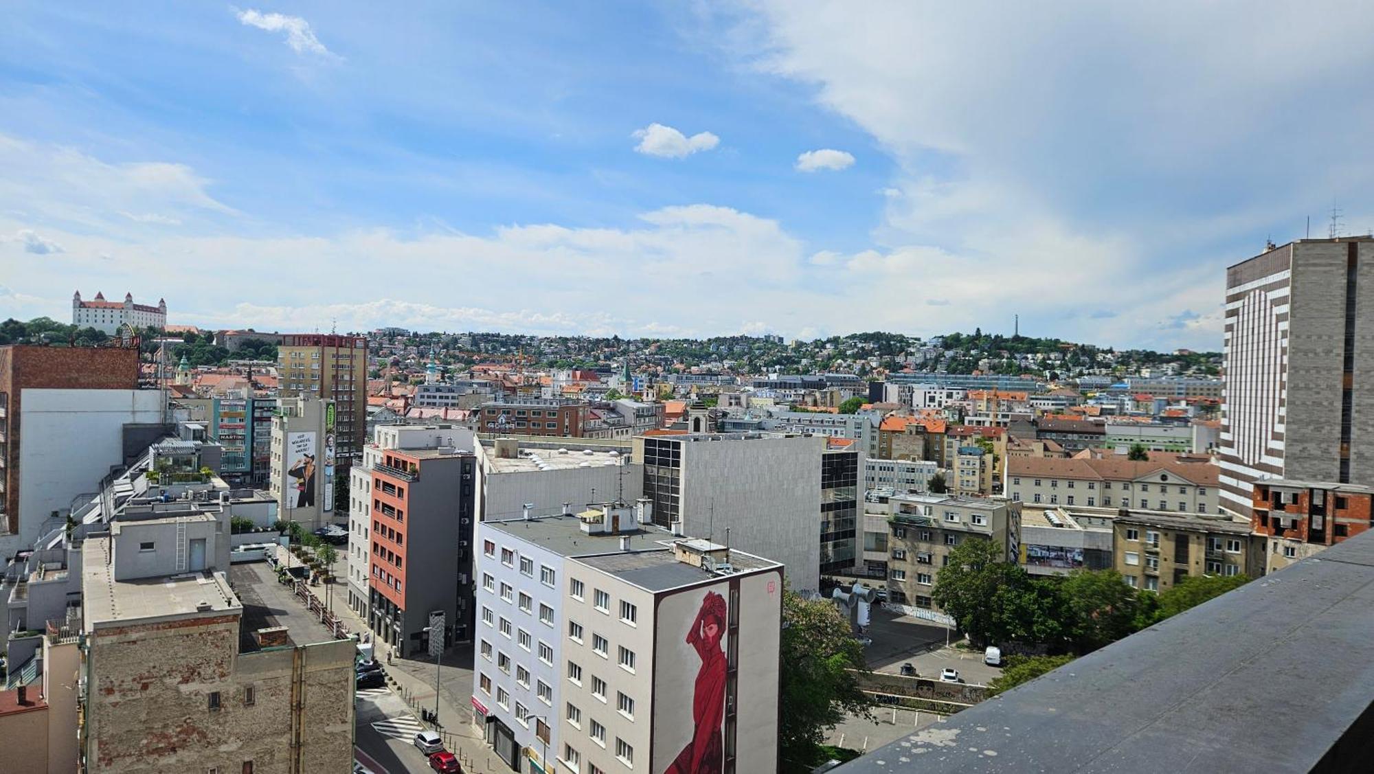 Panorama View Design Apt In Old Town - Free Parking 브라티슬라바 외부 사진