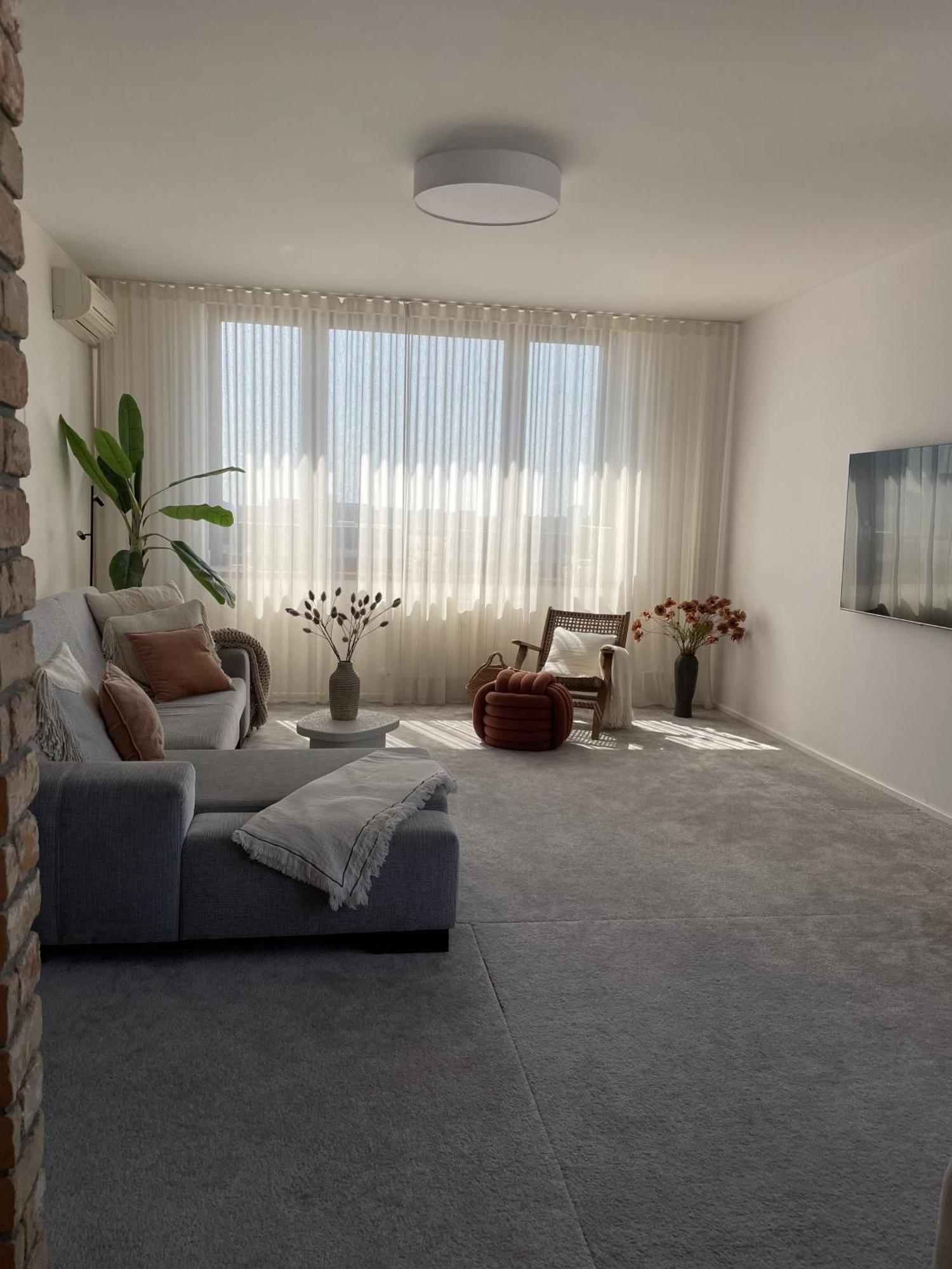 Panorama View Design Apt In Old Town - Free Parking 브라티슬라바 외부 사진